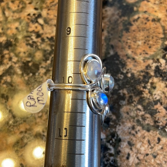 Sterling Silver Genuine Rainbow Moonstone Ring Size 10. Retail 198.00 NWT - Picture 4 of 10